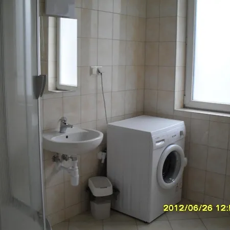 Hostel Dom Studencki Atol Krasków