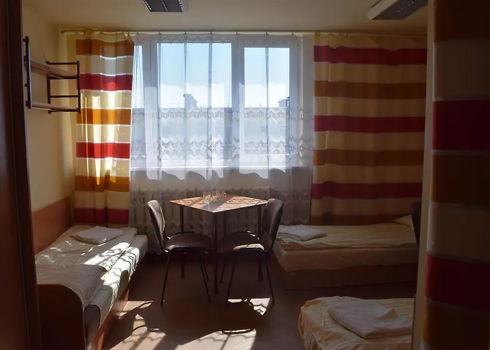 Hostel Dom Studencki Atol *