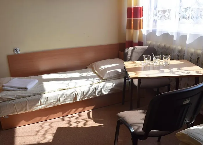 Hostel Dom Studencki Atol *